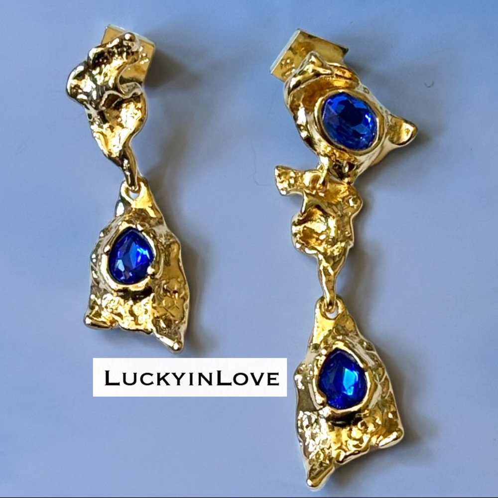 ALEXIS BITTAR • Brut Mismatched Asymmetrical Crumpled Gold Blue Drop Earrings - Picture 10 of 15